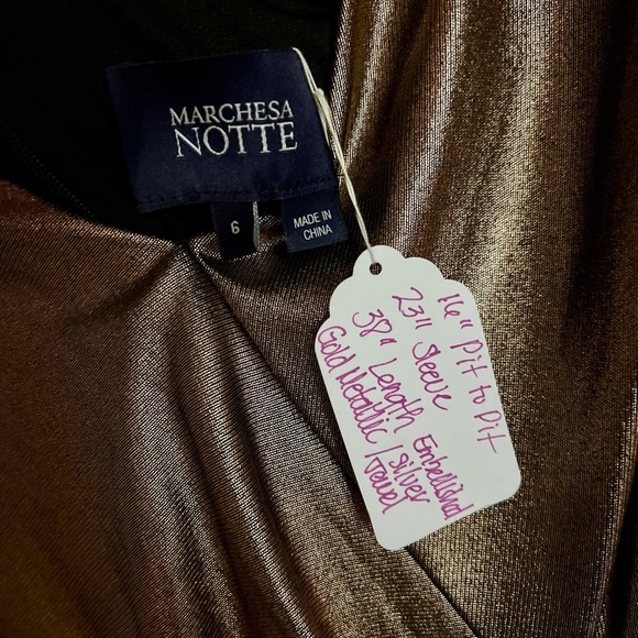 Marchesa Notte Bronze Gold Metallic Foiled Lamé Long-Sleeve Cocktail Dress - Picture 4 of 10